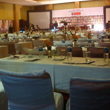 מלון Ramada By Wyndham Jaipur Jaisinghpura מראה חיצוני תמונה