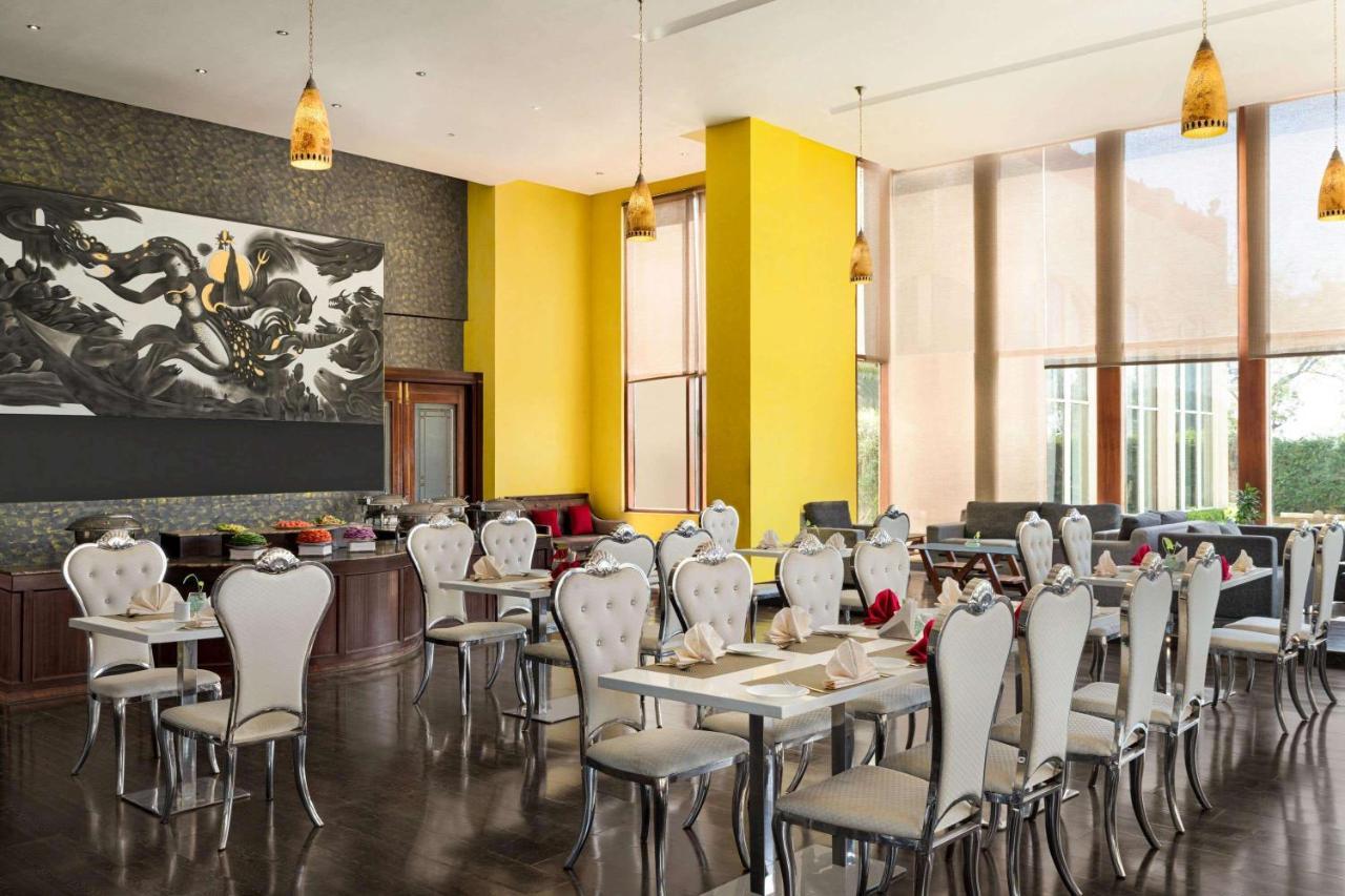 מלון Ramada By Wyndham Jaipur Jaisinghpura מראה חיצוני תמונה