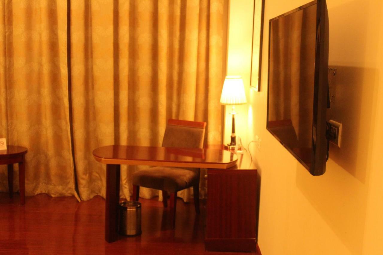 מלון Ramada By Wyndham Jaipur Jaisinghpura מראה חיצוני תמונה